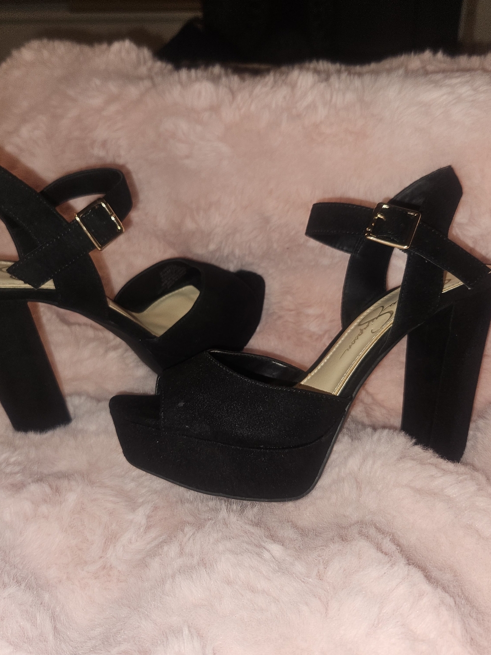 Jessica Simpson - Picture 2 of 6